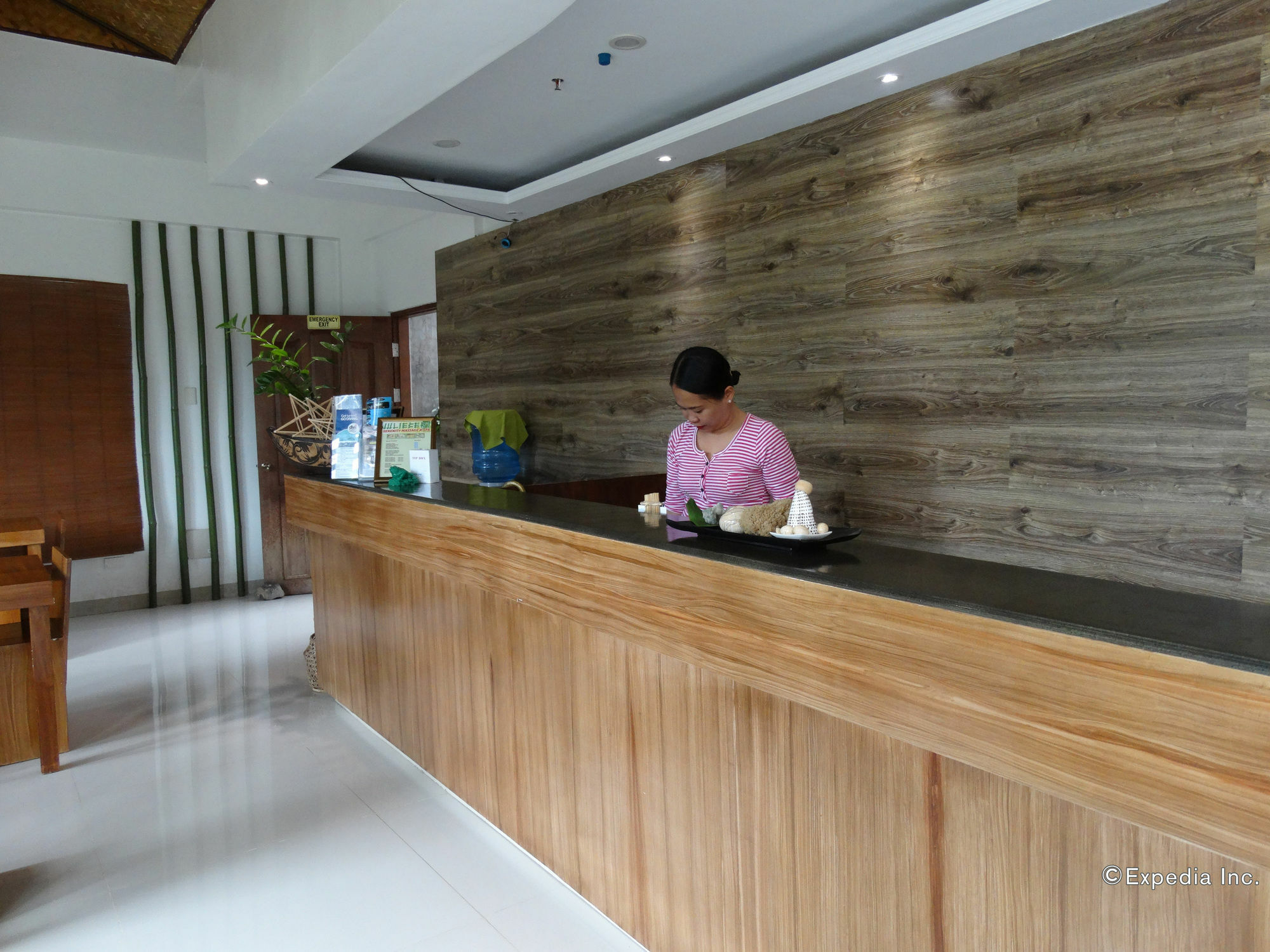 Orchid Lagan Place Palawan Puerto Princesa Exterior foto